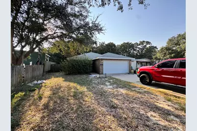 202 Paschel Avenue, Mary Esther, FL 32569 - Photo 1