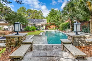 28 Longwood Dr, Shalimar, FL 32579 - Photo 1