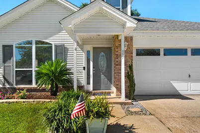 997 Claeven Circle, Fort Walton Beach, FL 32547 - Photo 1