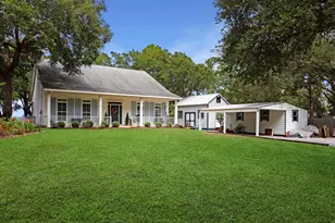 5884 E Bay Blvd E, Gulf Breeze, FL 32563 - Photo 1