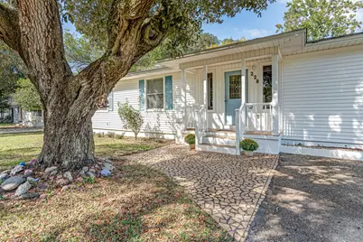 228 NE Bradley Drive NE, Fort Walton Beach, FL 32547 - Photo 1