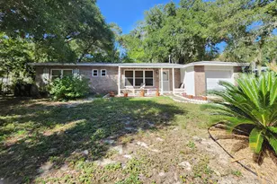 121 Anderson Dr, Mary Esther, FL 32569 - Photo 1