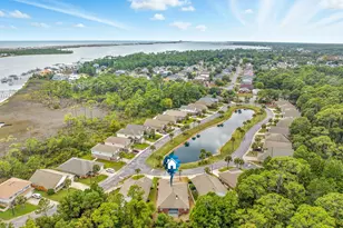 725 Marsh Harbor Dr, Mary Esther, FL 32569 - Photo 1