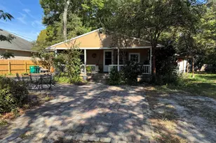 1549 Cat-Mar Rd, Niceville, FL 32578 - Photo 1