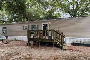 205 Reeves St, Niceville, FL 32578 - Photo 1