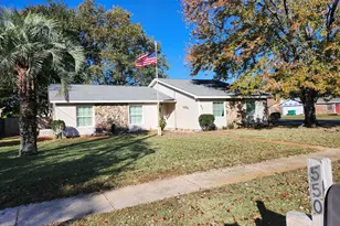 550 Brian Cir, Mary Esther, FL 32569 - Photo 1