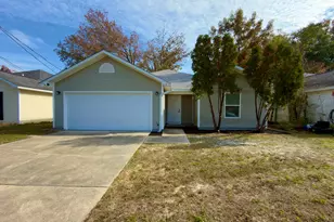 639 Jerrells Ave, Fort Walton Beach, FL 32547 - Photo 1