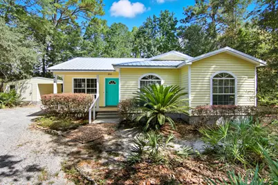 237 Dover Lane, Freeport, FL 32439 - Photo 1