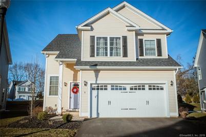 8 Lexington Gardens 8 North Haven Ct 06473 Mls 170165197
