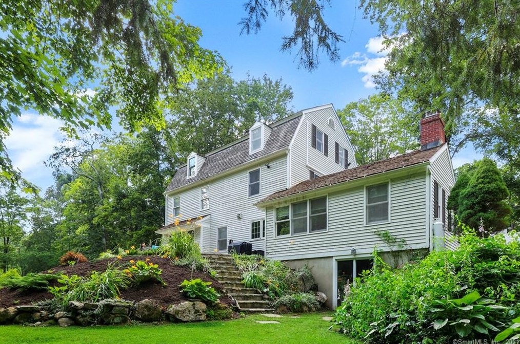 254 Newtown Tpke, West Redding, CT 06896