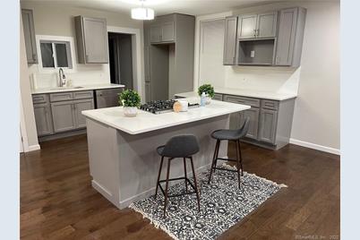 15 Elberta Avenue - Photo 1