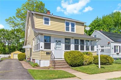 113 Bradley Avenue, Hamden, CT 06514 - Photo 1