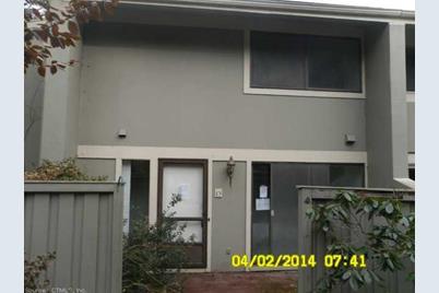 15 Clubhouse Dr  27A #27A - Photo 1