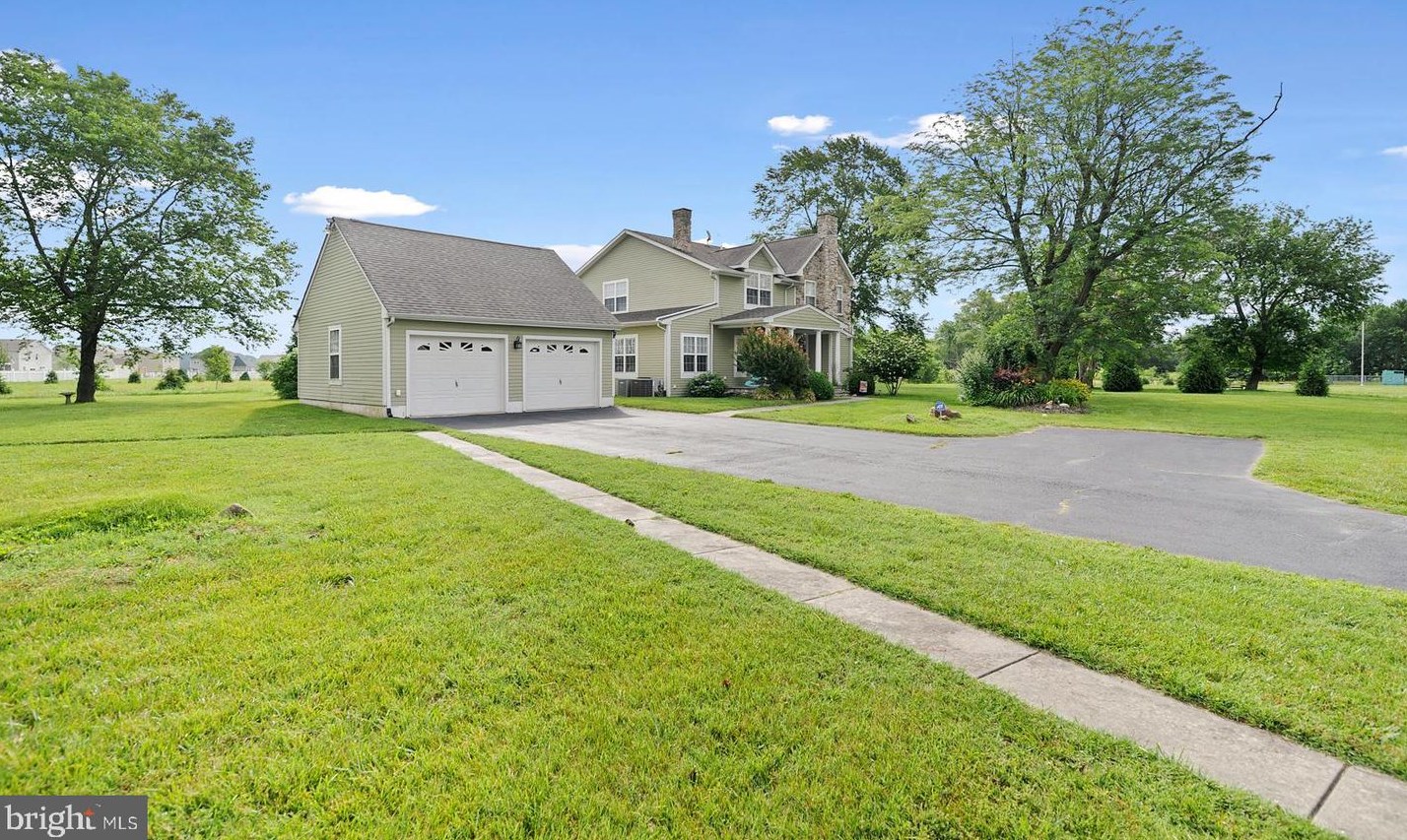 318 Coral Ct, Frederica, DE 19946