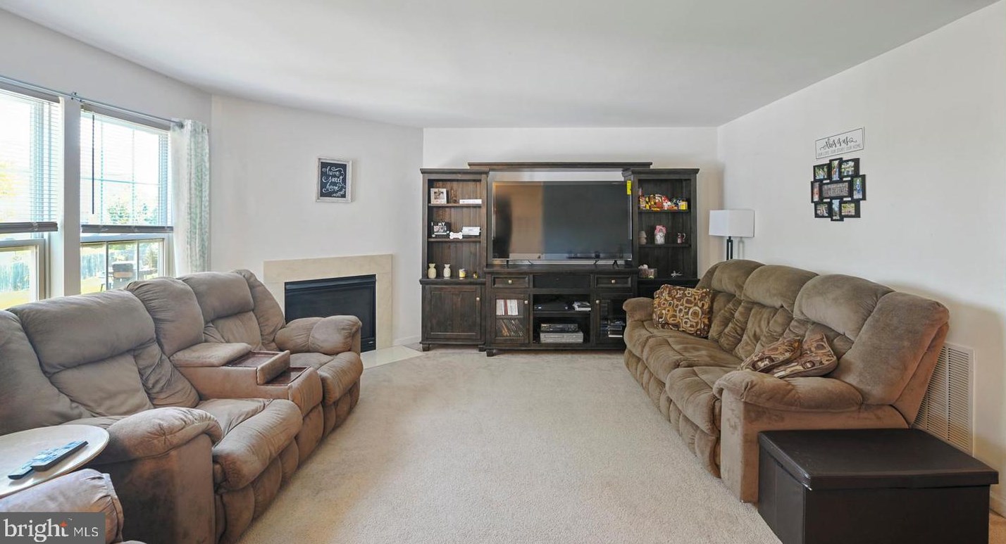 85 Thomas Harmon Dr, Camden-Wy, DE 19934