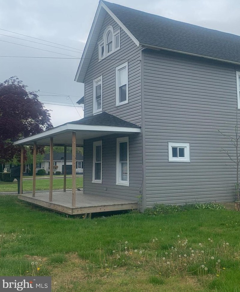 101 N West St, Harrington, DE 19952