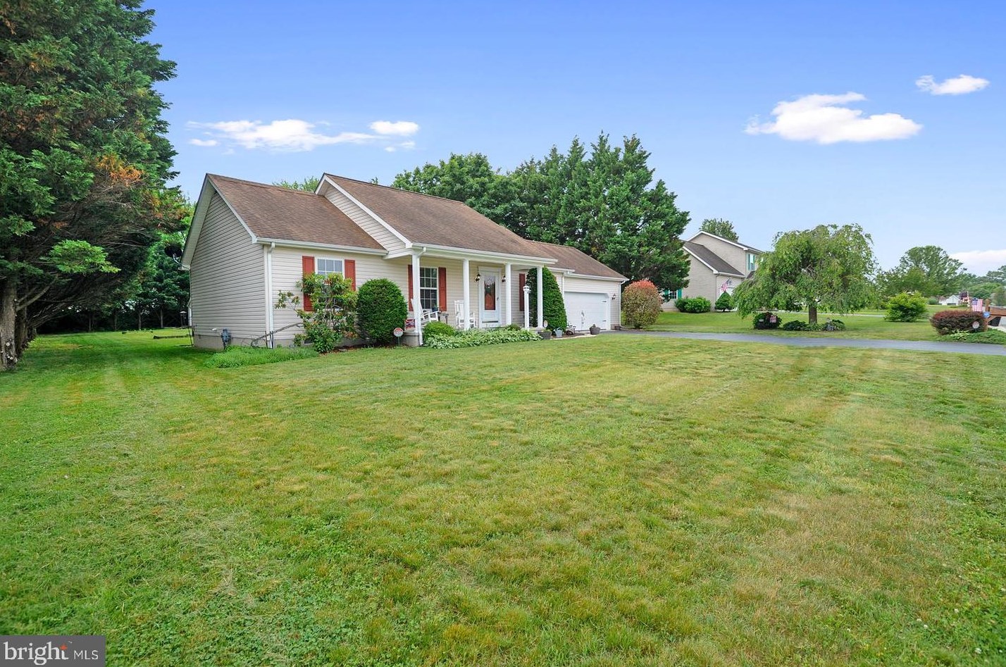 426 Acorn Forest Dr, Felton, DE 19943-5593
