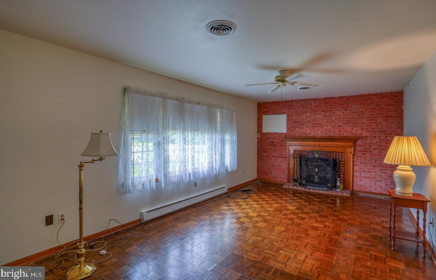 678 Raughley Hill Rd, Harrington, DE 19952
