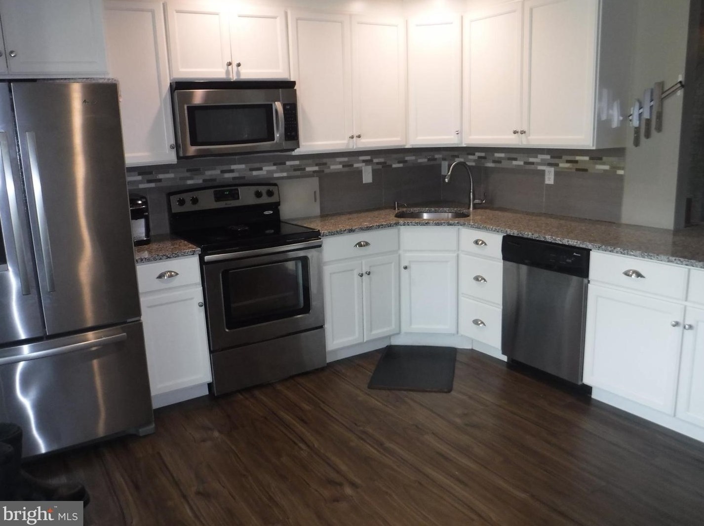 810 Woodcrest Dr, Dover, DE 19904