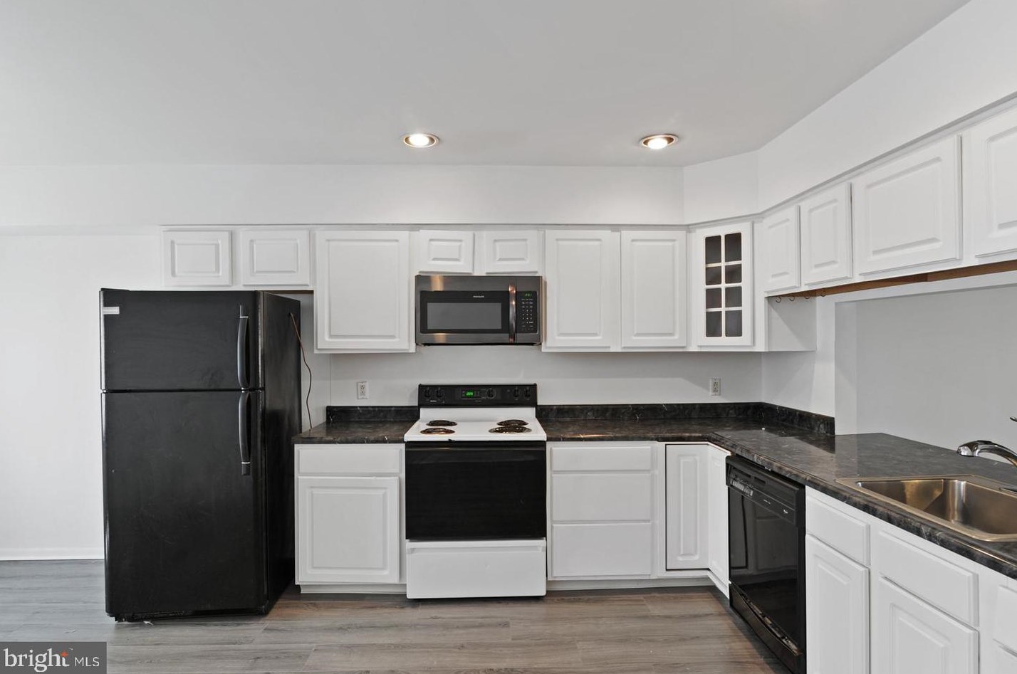 71 Chatham Ct, Dover, DE 19901