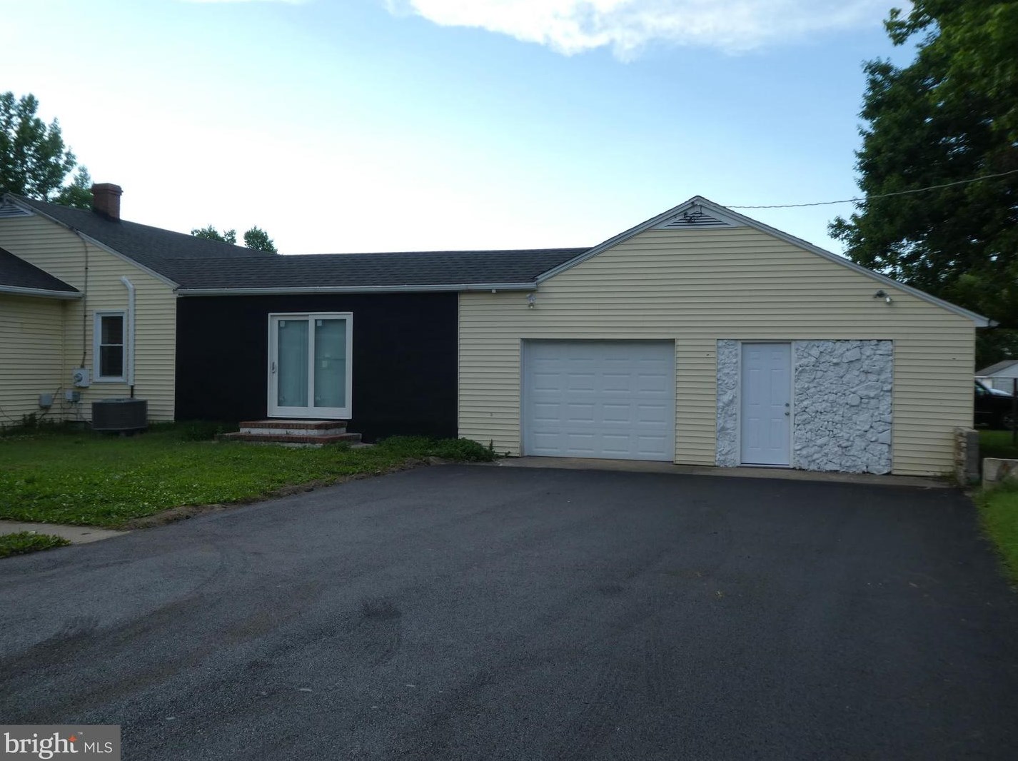 4564 Kenton Rd, Dover, DE 19904