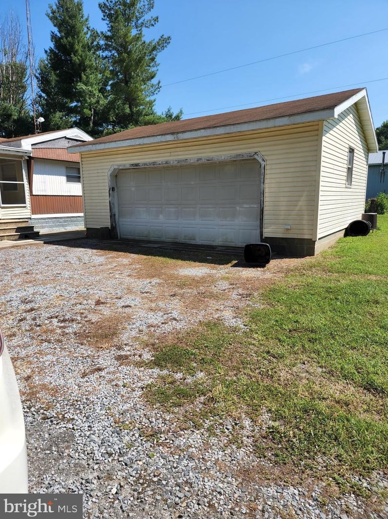 3992 Midstate Rd, Felton DE  19943-4936 exterior