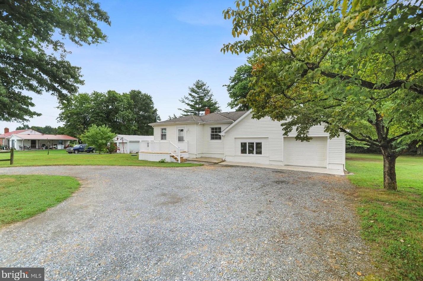 2636 Hartly Rd, Hartly, DE 19953-2735