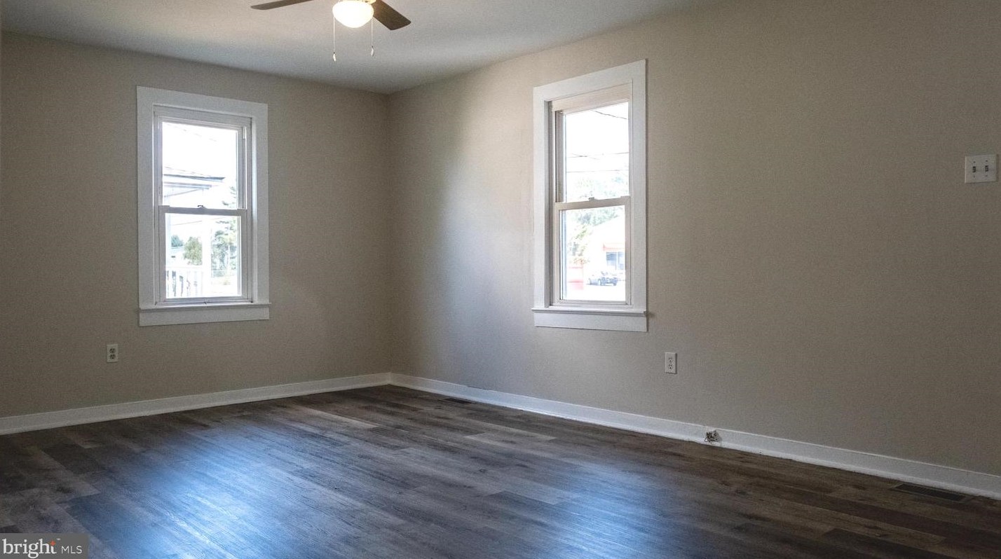 726 Glenwood Ave, Smyrna DE 19977-1008 exterior