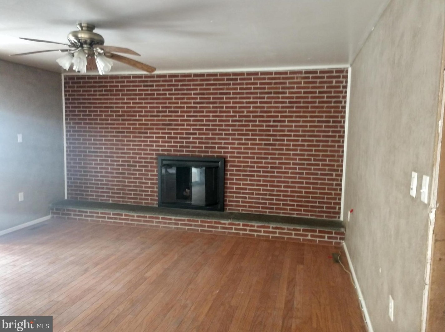 902 Wilson Dr, Dover, DE 19904