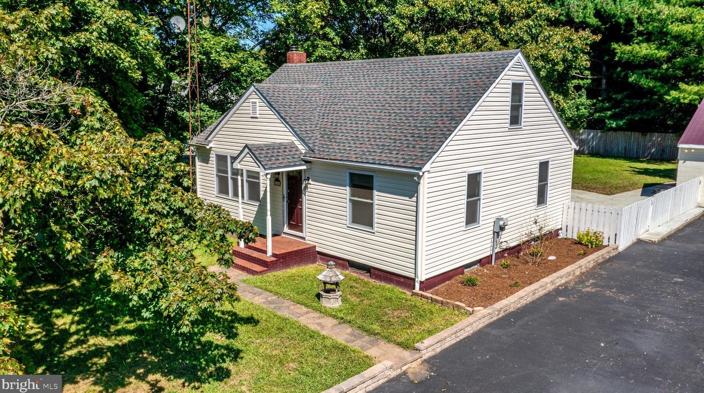 1326 Upper King Rd, Felton, DE 19943-5855
