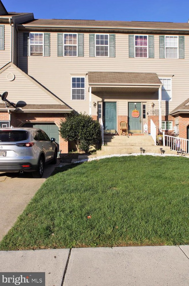 210 Trafalgar Dr, Dover, DE 19904