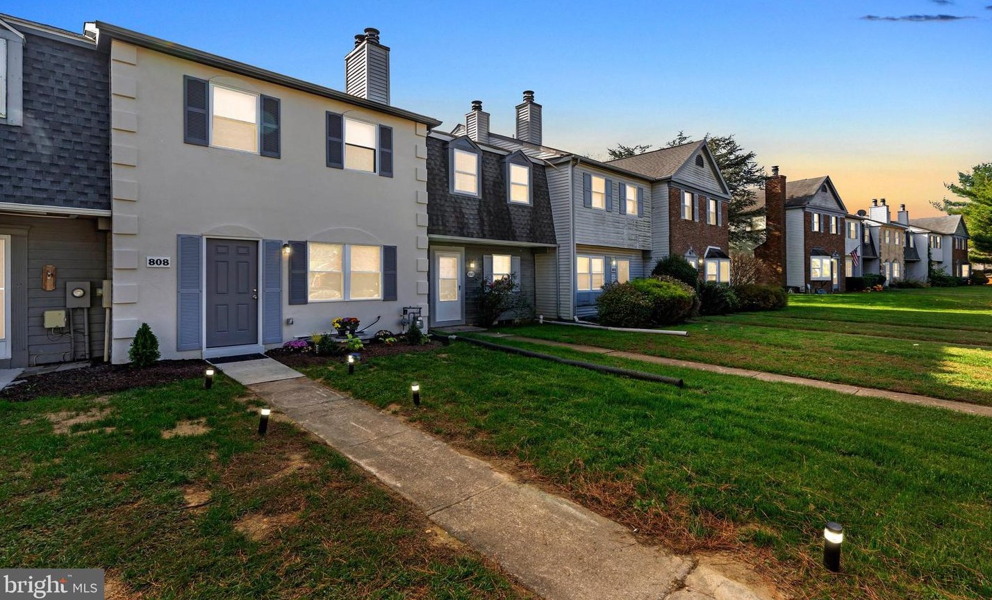 808 Woodcrest Dr, Dover, DE 19901