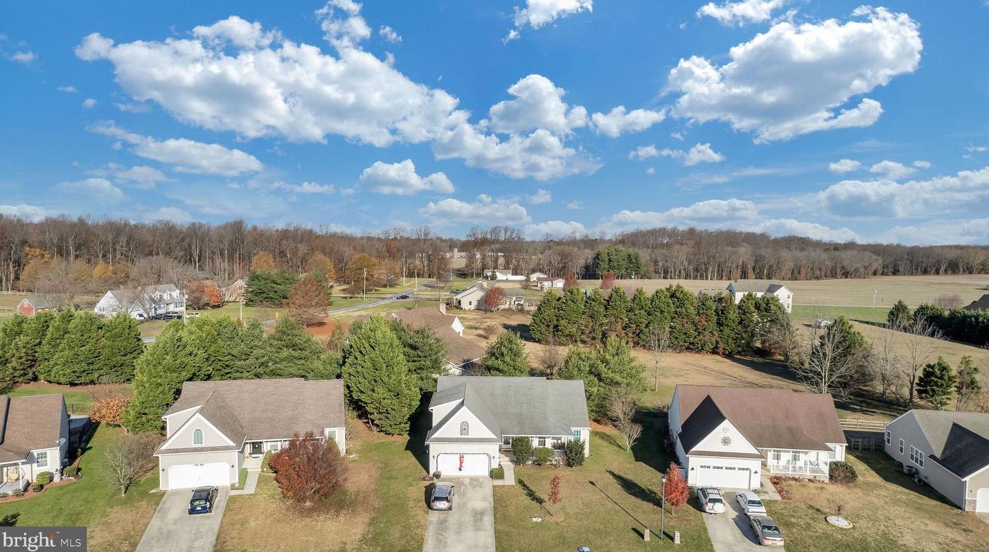 112 N Landing Dr, Slaughter Beach, DE 19963