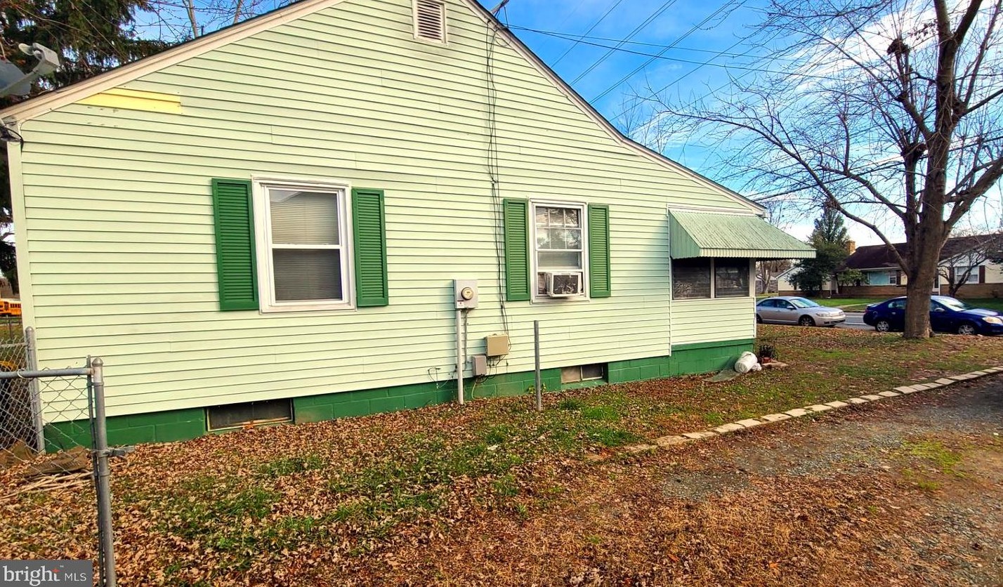 1019 E Division St, Dover, DE 19901