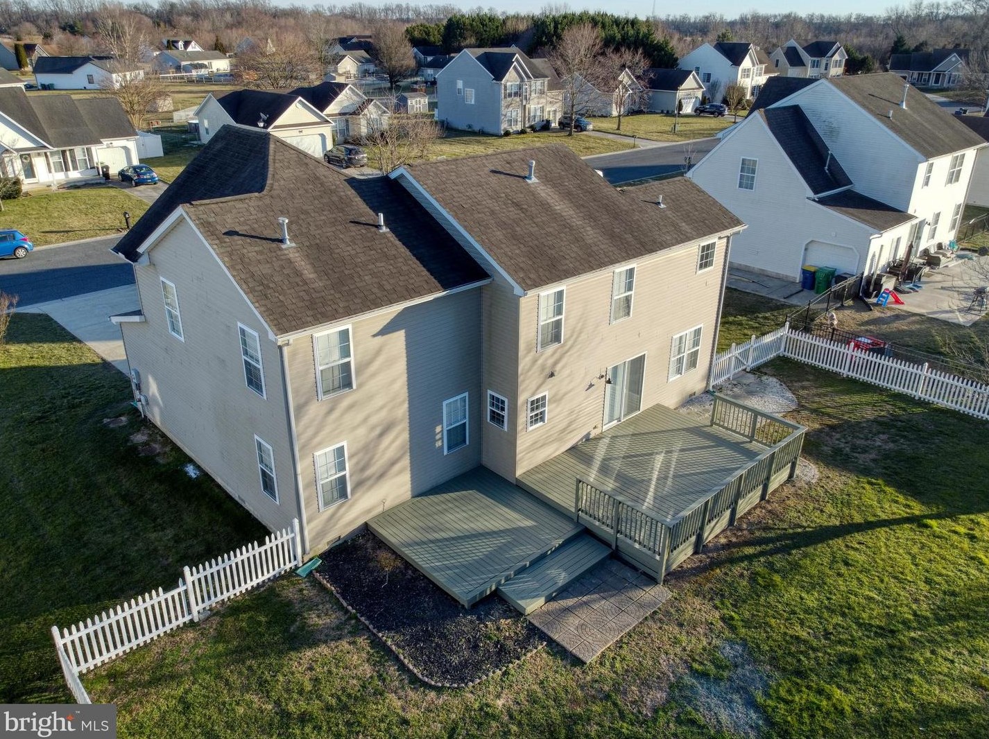 232 Ember Dr, Felton DE  19943-6923 exterior