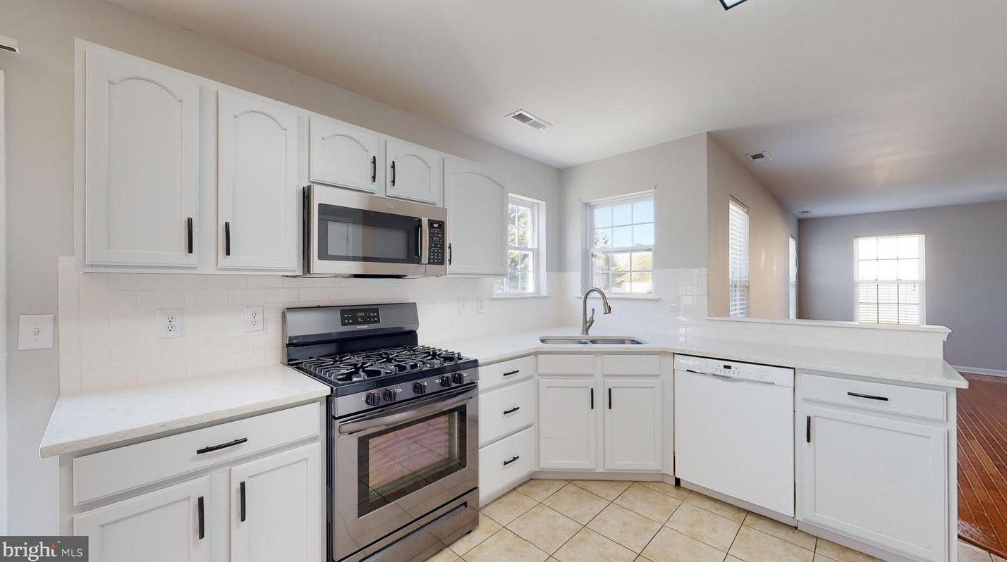 232 Ember Dr, Felton DE  19943-6923 exterior