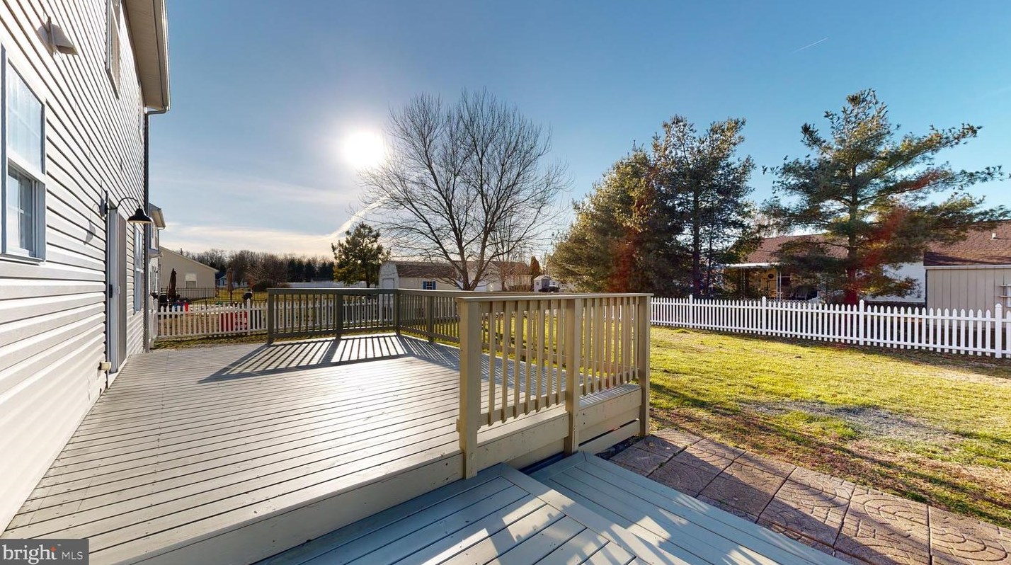 232 Ember Dr, Felton DE  19943-6923 exterior