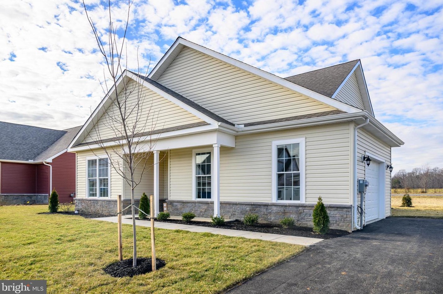 614 Ruth Way, Dover, DE 19904