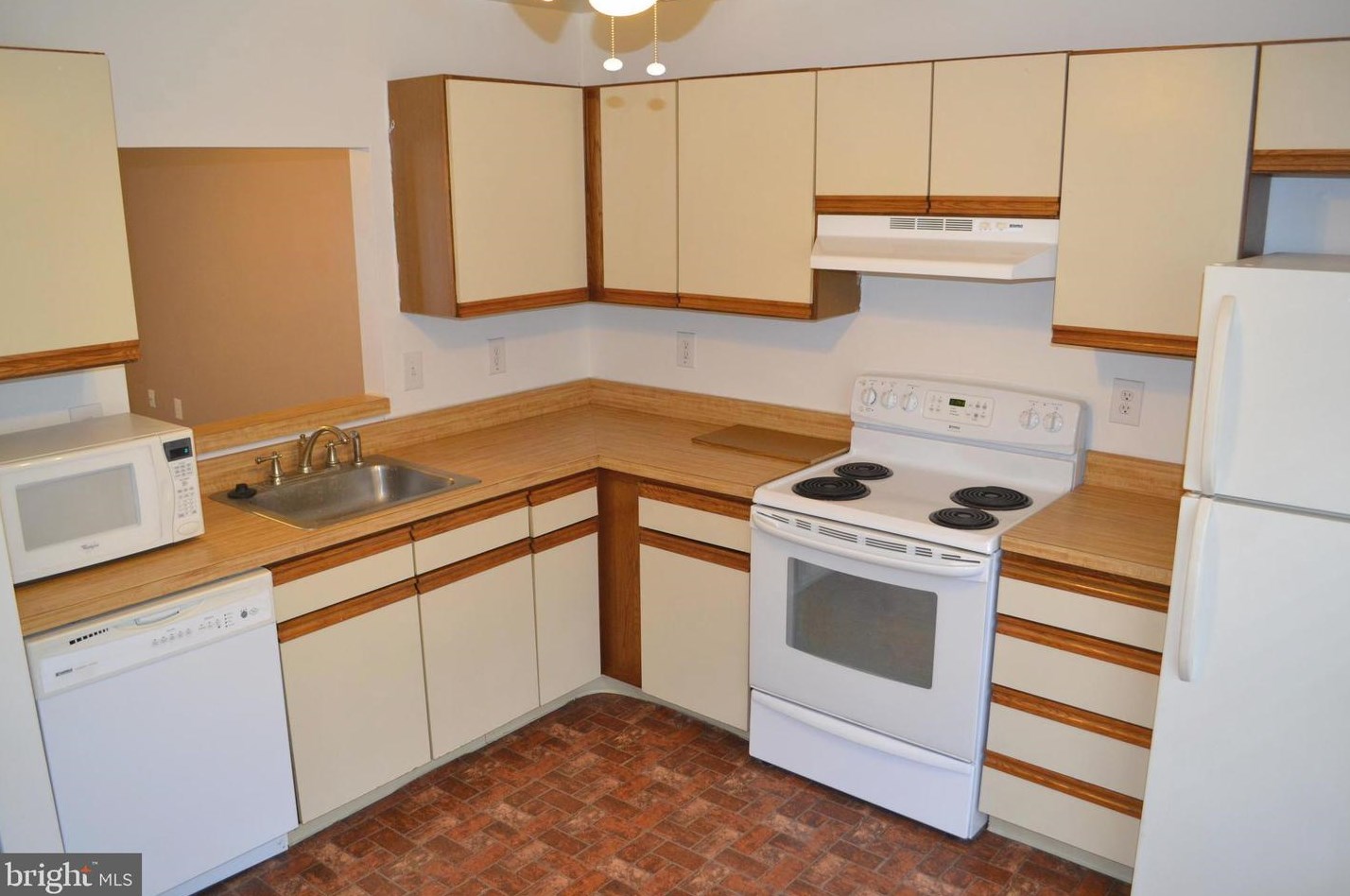 303 Cold Spring Pl, Dover, DE 19904