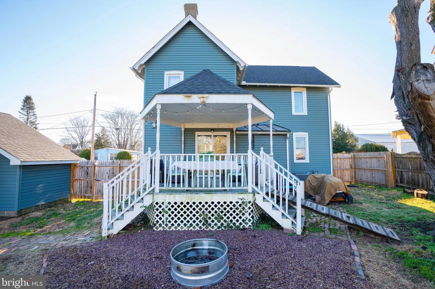 324 Mount Vernon St, Smyrna DE  19977-1129 exterior