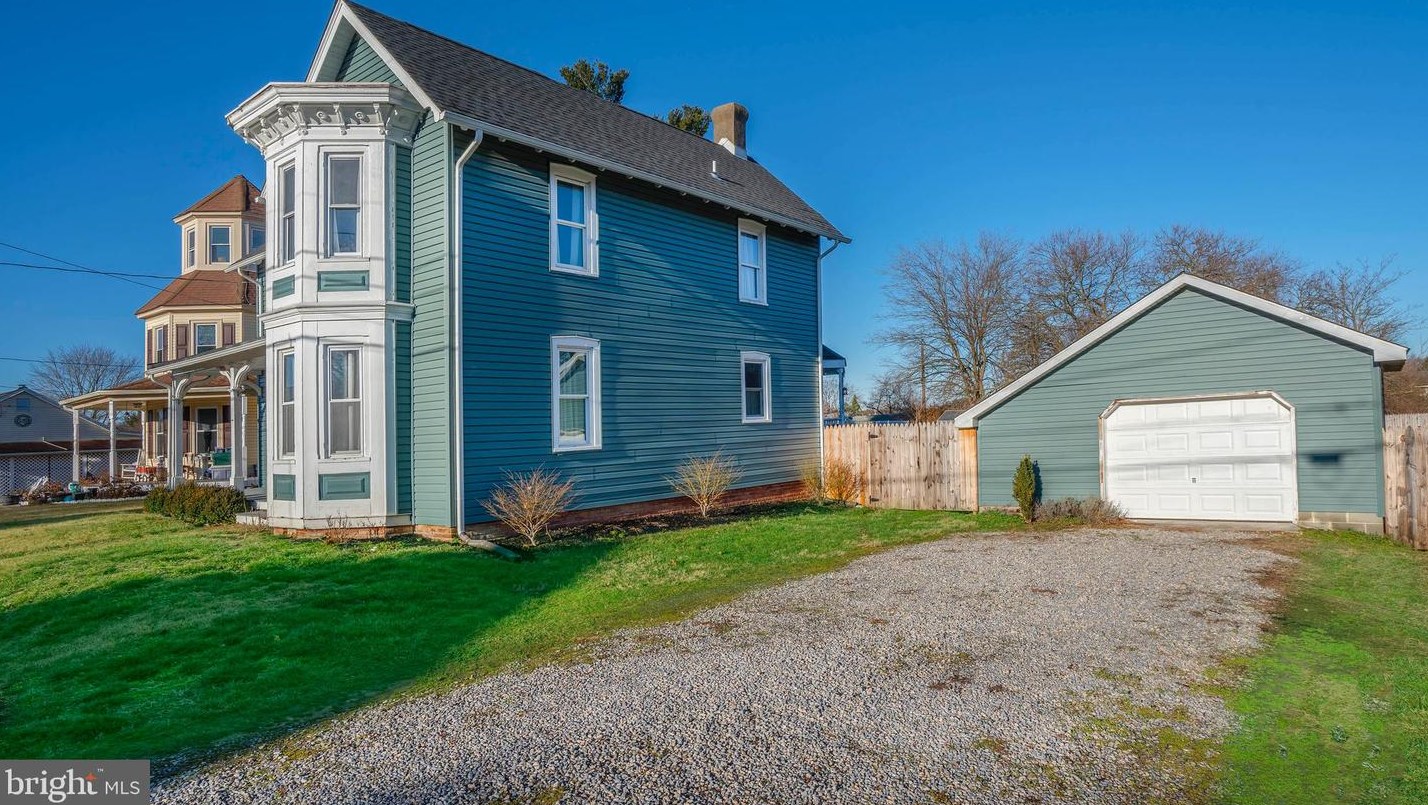 324 Mount Vernon St, Smyrna DE  19977-1129 exterior