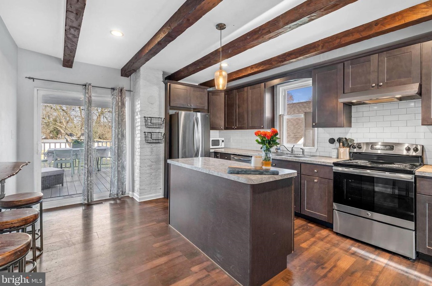 324 Mount Vernon St, Smyrna DE  19977-1129 exterior