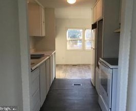 60 Fern Cir, Camden-Wy, DE 19934