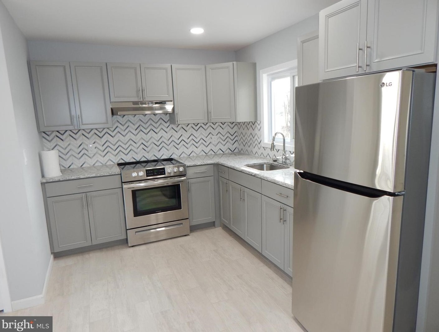 52 Wayne Dr, Dover, DE 19901