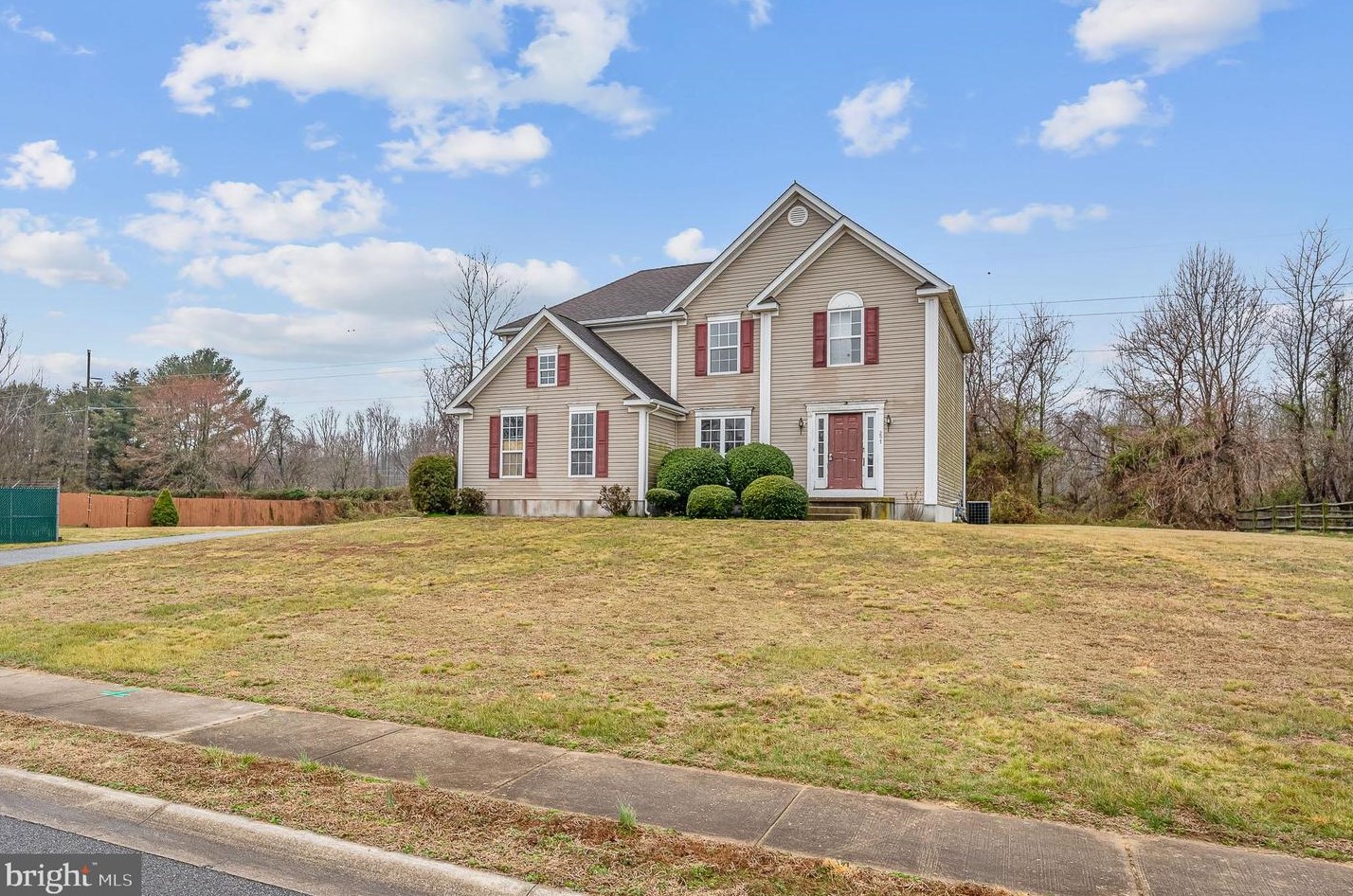 297 E Darby Circle, Dover, DE 19904