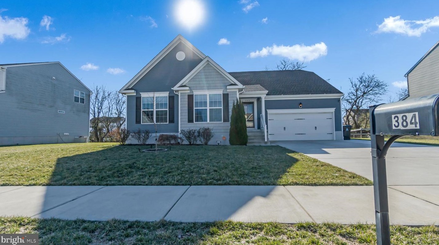 384 Tiburan Ct, Felton, DE 19943