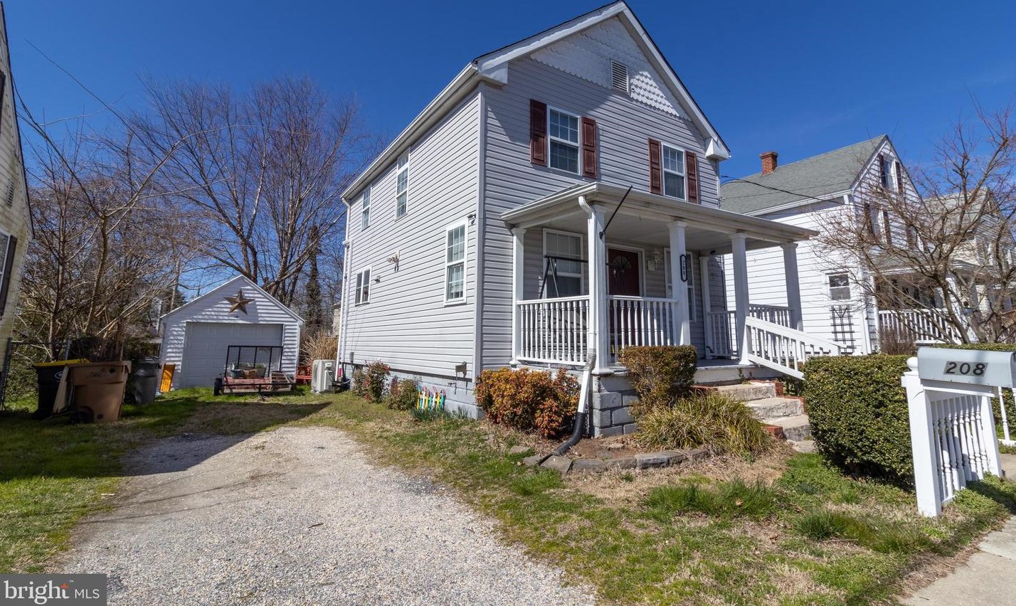 208 East St, Slaughter Beach, DE 19963
