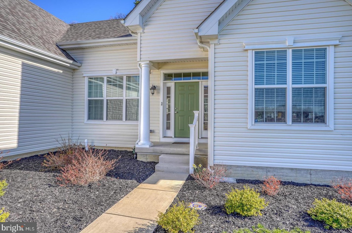 347 Weatherstone Ln, Felton, DE 19943
