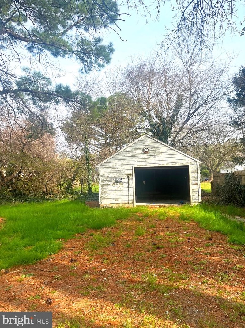 21 W Front St, Frederica, DE 19946