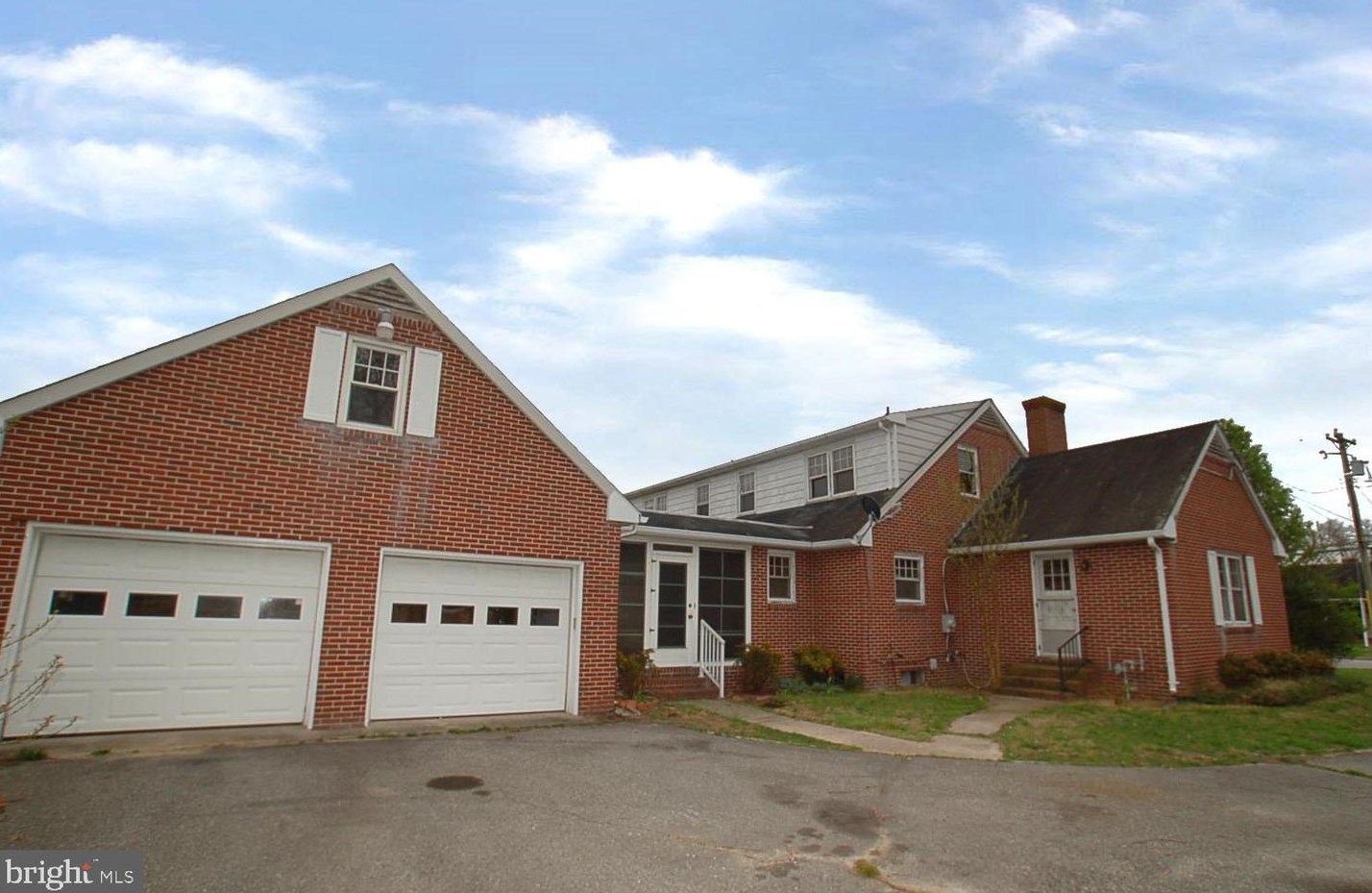 243 Delaware Ave, Harrington, DE 19952